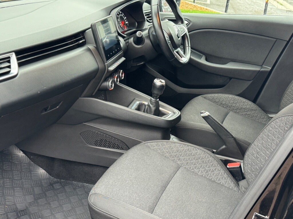 Used Renault Clio 2020 for sale - 76836135: Photo 35