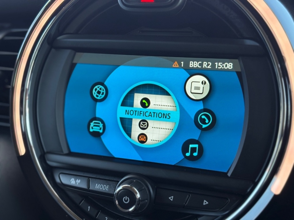 Used MINI Hatch 2019 for sale - 76840459: Photo 14