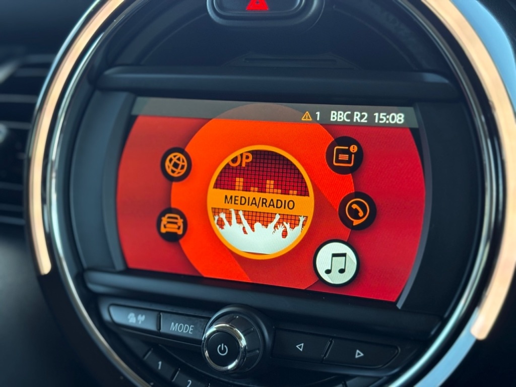 Used MINI Hatch 2019 for sale - 76840459: Photo 16