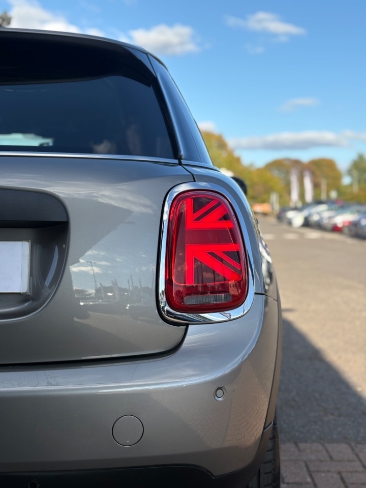 Used MINI Hatch 2019 for sale - 76840459: Photo 32
