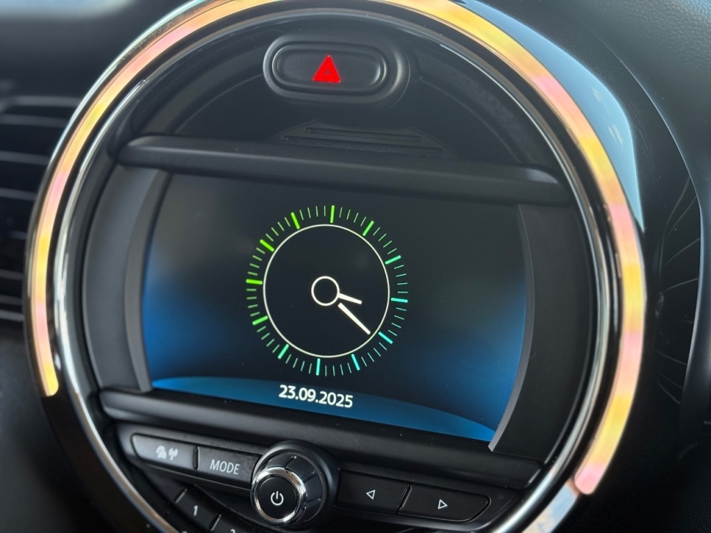 Used MINI Hatch 2019 for sale - 76840459: Photo 40