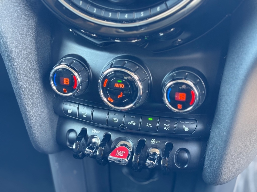 Used MINI Hatch 2019 for sale - 76840459: Photo 9