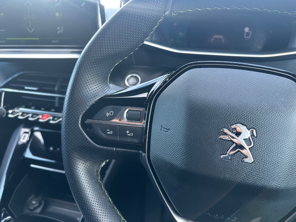 Used Peugeot 208 2021 for sale - 78190824: Photo 4