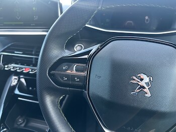 Used Peugeot 208 2021 for sale - 78190824: Photo