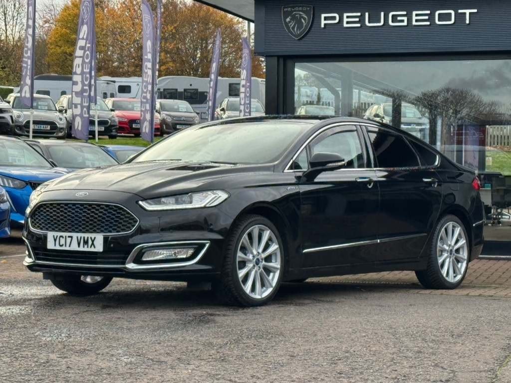 Used Ford Mondeo 2017 for sale - 76840508: Photo 2