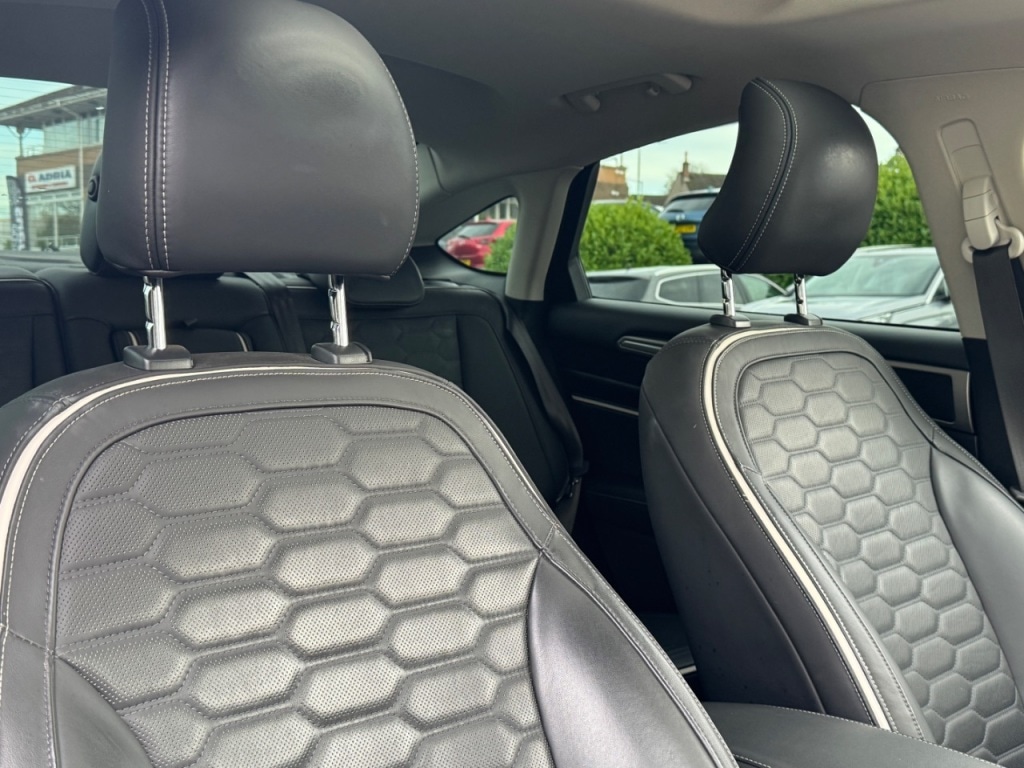 Used Ford Mondeo 2017 for sale - 76840508: Photo 27