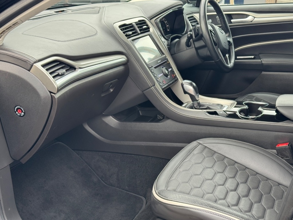 Used Ford Mondeo 2017 for sale - 76840508: Photo 42