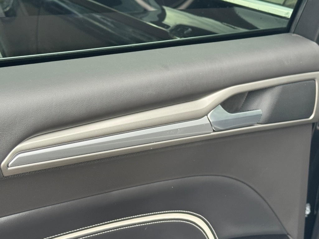 Used Ford Mondeo 2017 for sale - 76840508: Photo 50