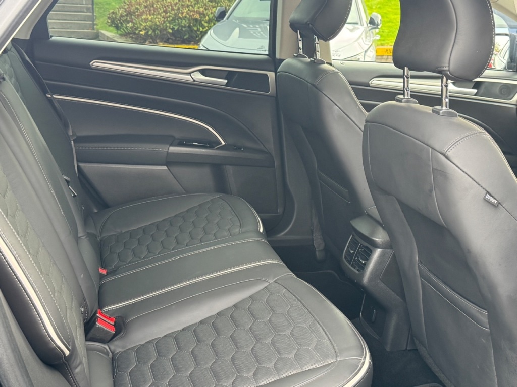 Used Ford Mondeo 2017 for sale - 76840508: Photo 51