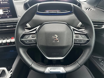 Used Peugeot 3008 2020 for sale - 77850505: Photo