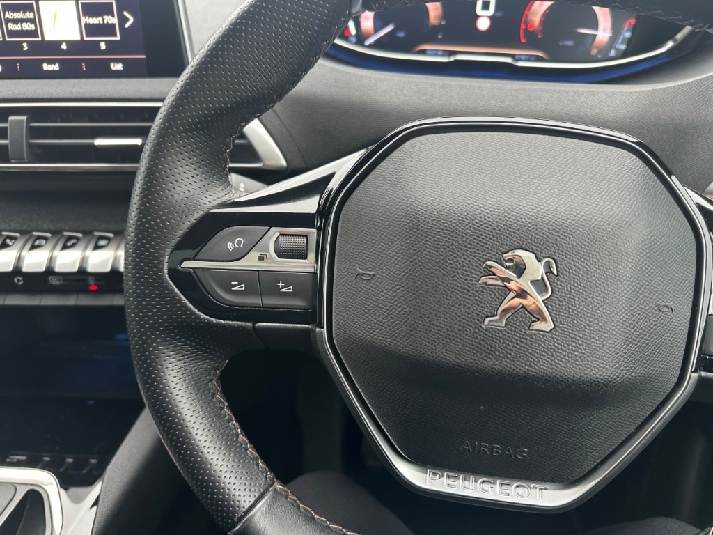 Used Peugeot 3008 2020 for sale - 77850505: Photo 2