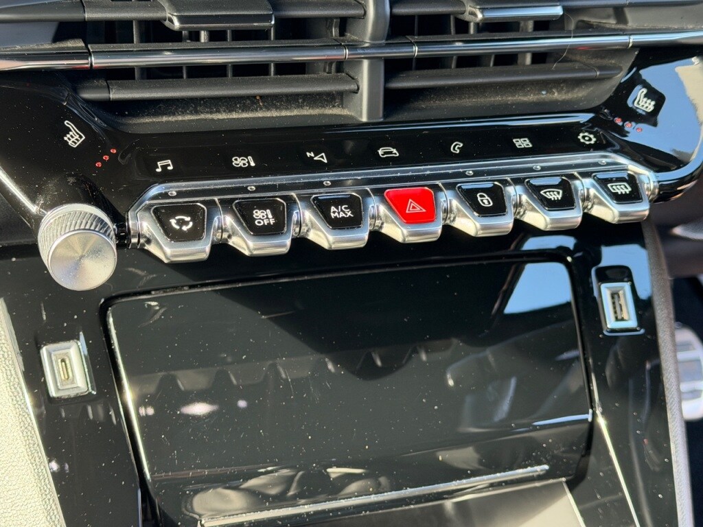 Used Peugeot 2008 2020 for sale - 78212363: Photo 28