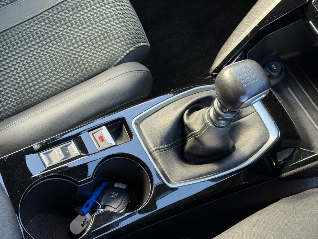 Used Peugeot 2008 2020 for sale - 78212363: Photo 29