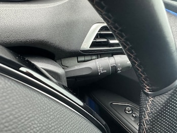 Used Peugeot 3008 2022 for sale - 77676107: Photo