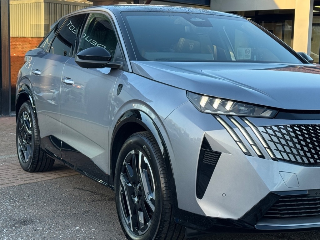 Used Peugeot E-3008 2025 for sale - 77095879: Photo 15