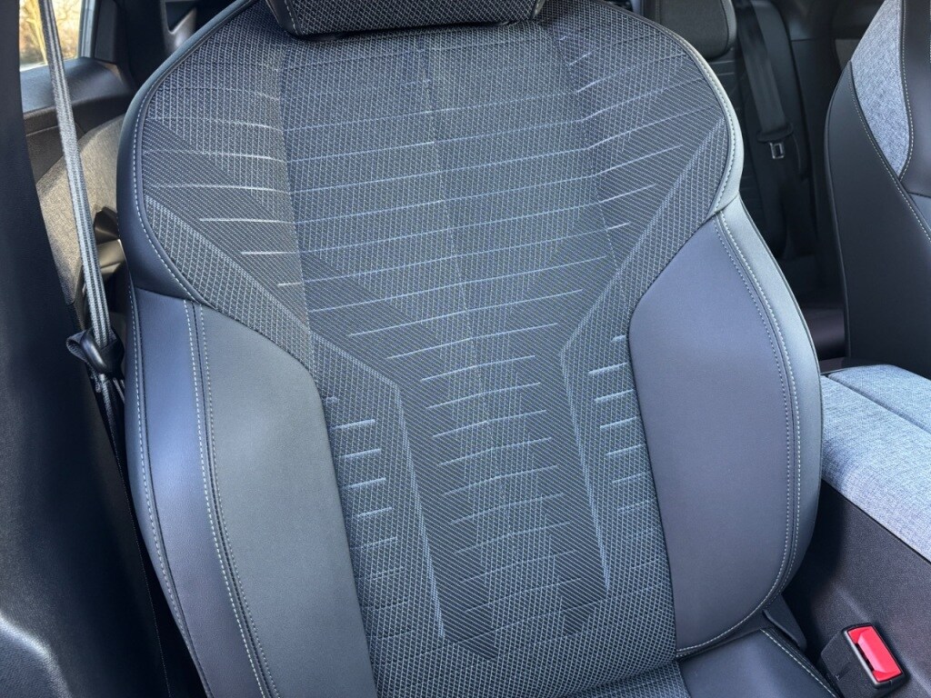 Used Peugeot E-3008 2025 for sale - 77095879: Photo 29