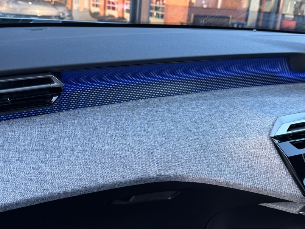 Used Peugeot E-3008 2025 for sale - 77095879: Photo 51