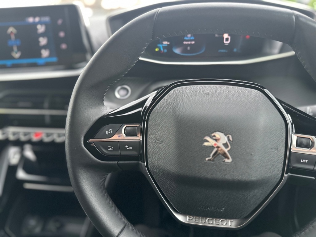 Used Peugeot 2008 2023 for sale - 76840495: Photo 8