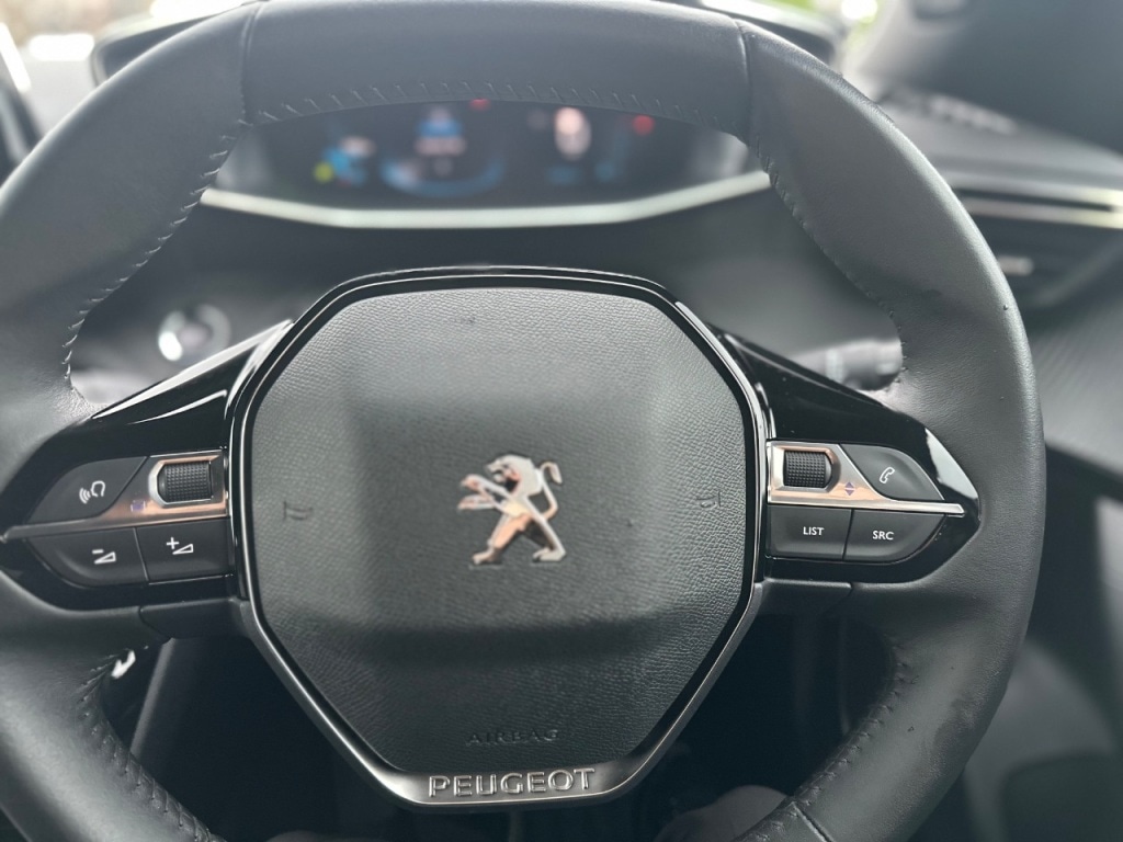 Used Peugeot 2008 2023 for sale - 76840495: Photo 9