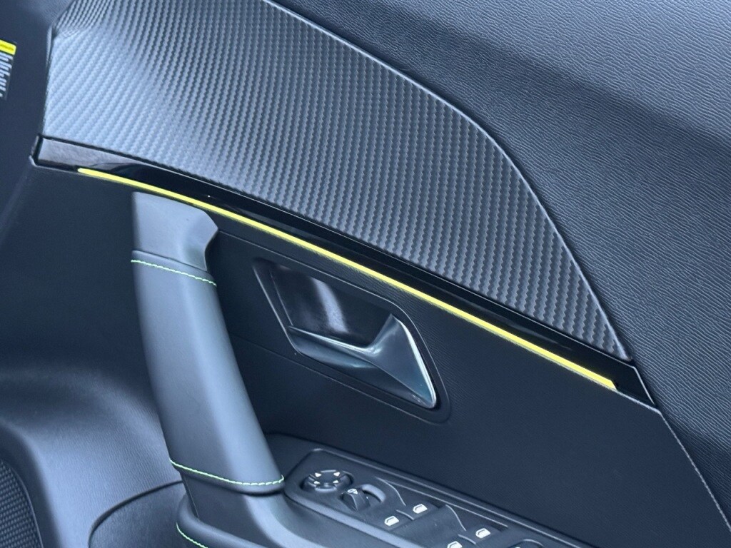 Used Peugeot 2008 2025 for sale - 76840539: Photo 35