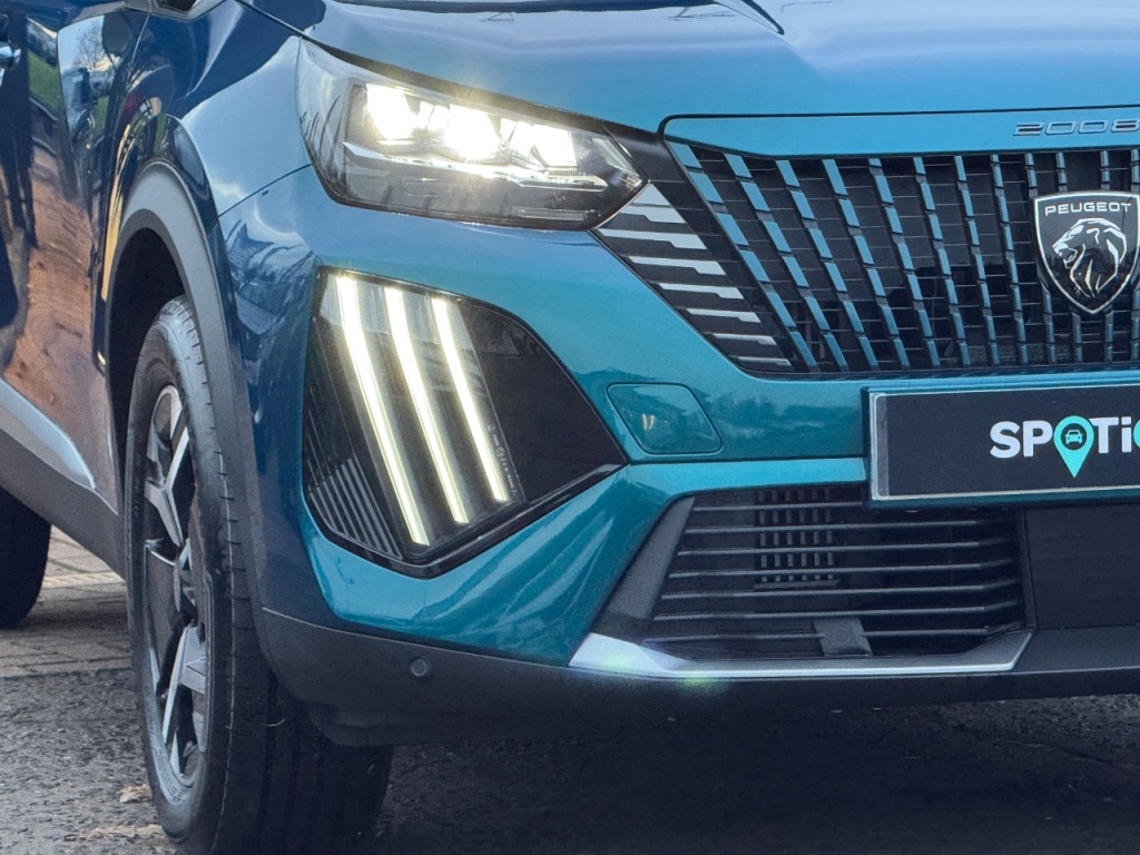 Used Peugeot 2008 2025 for sale - 76840539: Photo 4