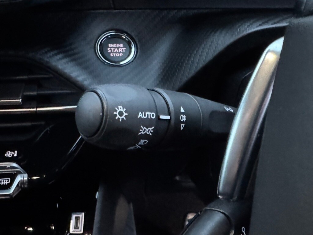 Used Peugeot 2008 2025 for sale - 76840539: Photo 43