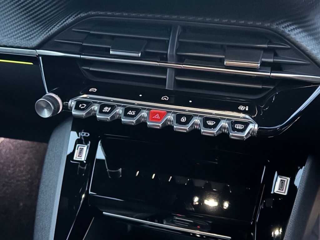 Used Peugeot 2008 2025 for sale - 76840539: Photo 46