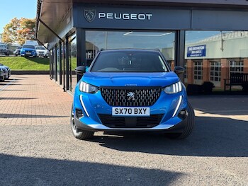 Used Peugeot 2008 2021 for sale - 76830473: Photo