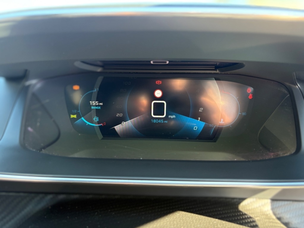 Used Peugeot 2008 2021 for sale - 76830473: Photo 8