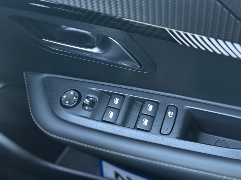 Used Peugeot 208 2024 for sale - 77117996: Photo 23