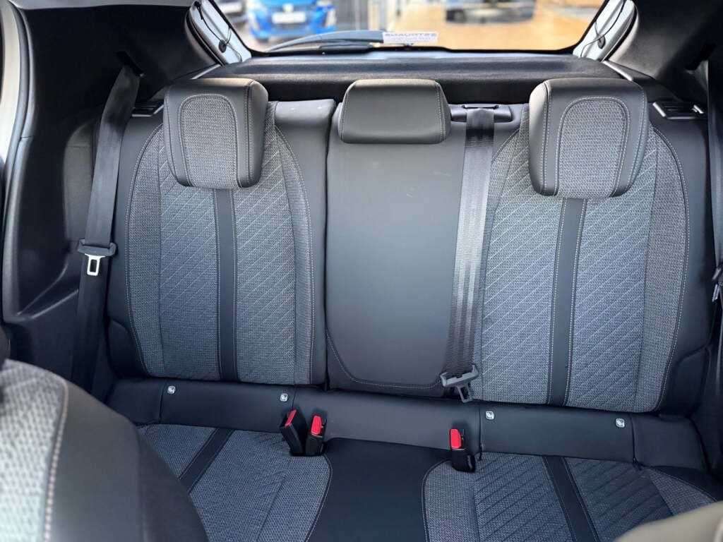 Used Peugeot 208 2024 for sale - 77117996: Photo 32