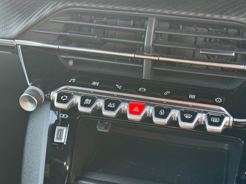 Used Peugeot 208 2023 for sale - 77747461: Photo 30