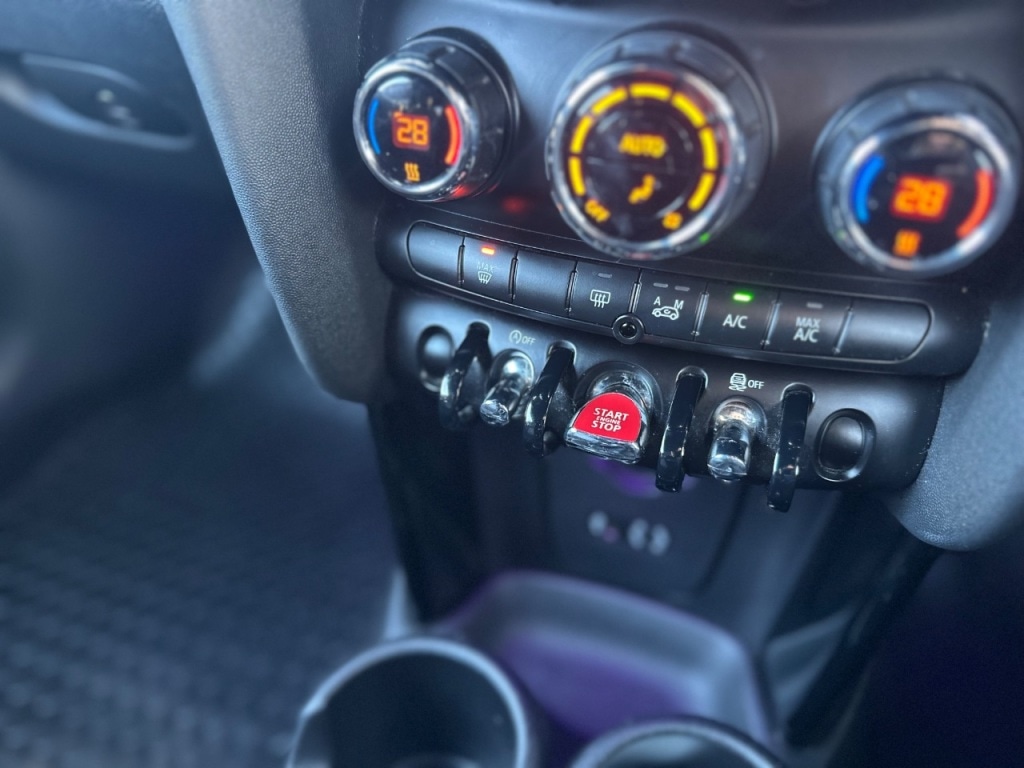 Used MINI Convertible 2017 for sale - 77095878: Photo 13