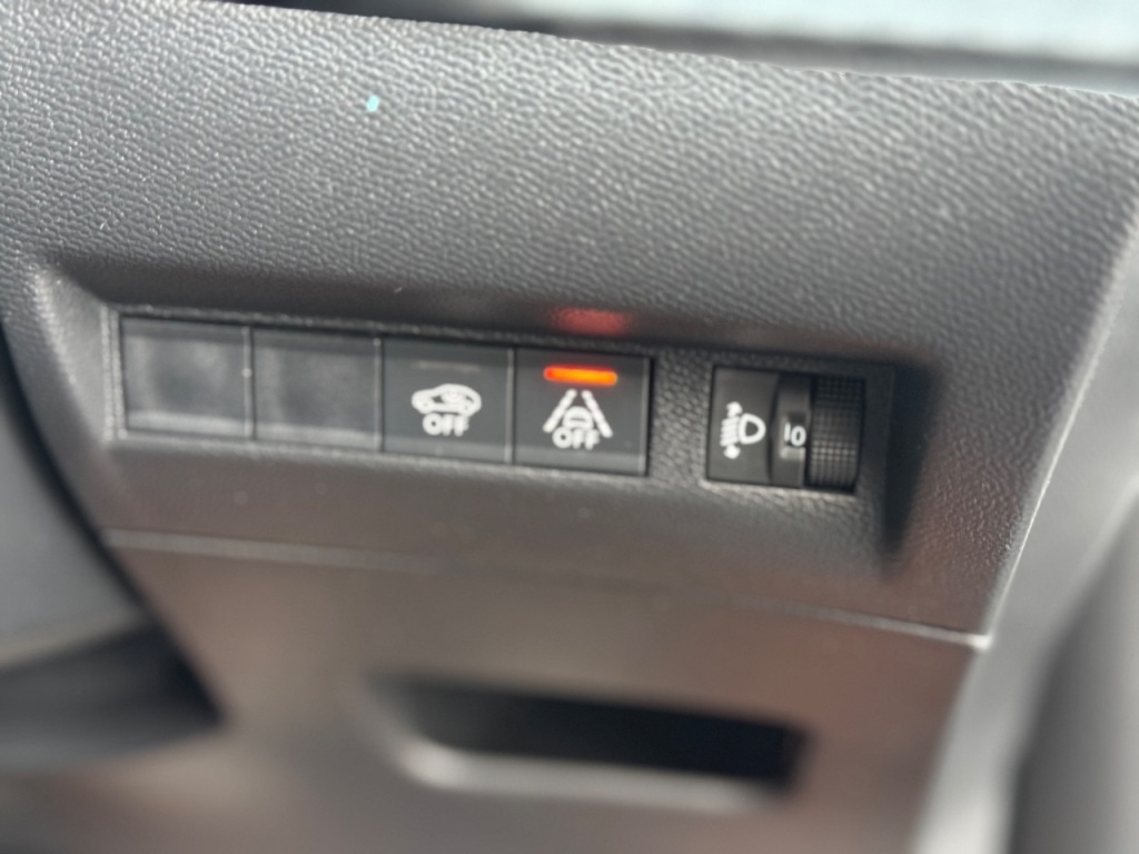 Used Peugeot 2008 2023 for sale - 76830478: Photo 12