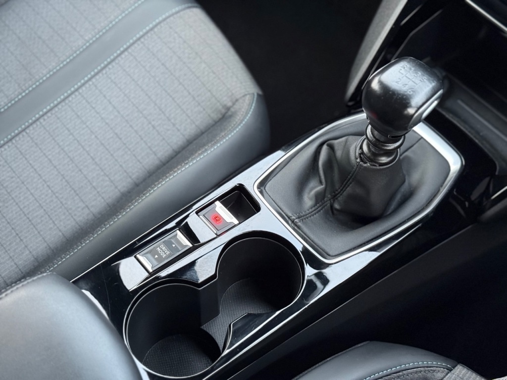 Used Peugeot 2008 2023 for sale - 76830478: Photo 27