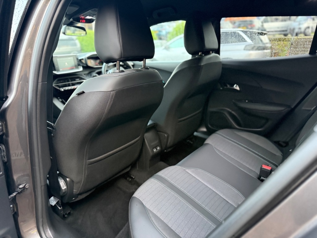 Used Peugeot 2008 2023 for sale - 76830478: Photo 33