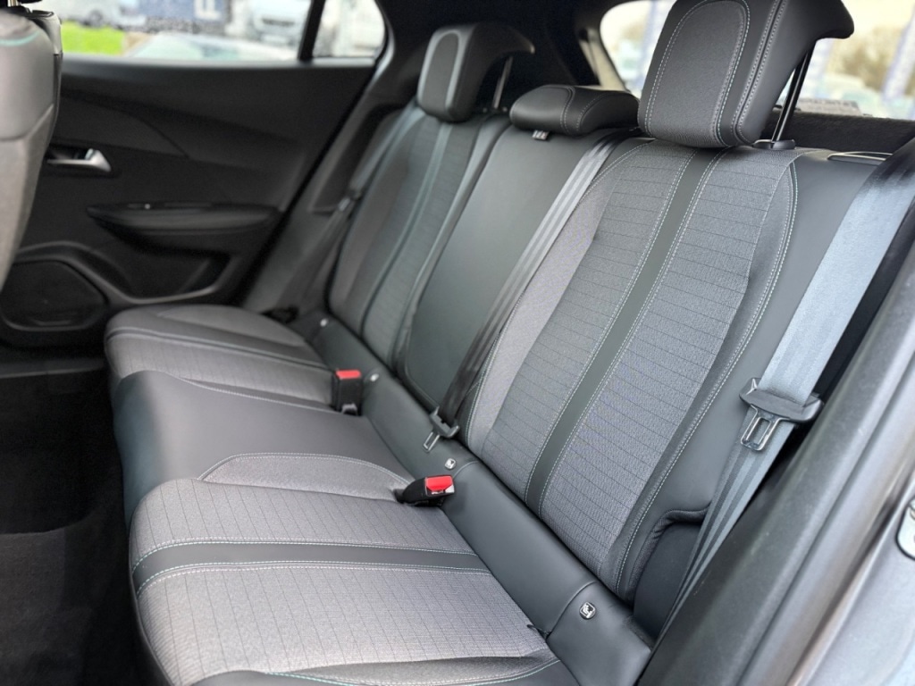 Used Peugeot 2008 2023 for sale - 76830478: Photo 34