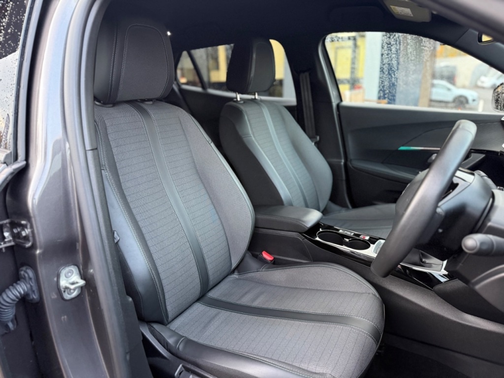 Used Peugeot 2008 2023 for sale - 76830478: Photo 7