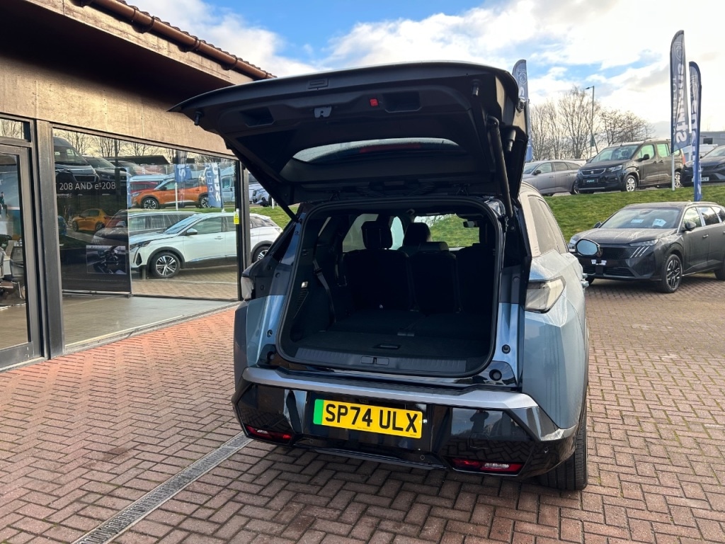 Used Peugeot 5008 2024 for sale - 76840410: Photo 10