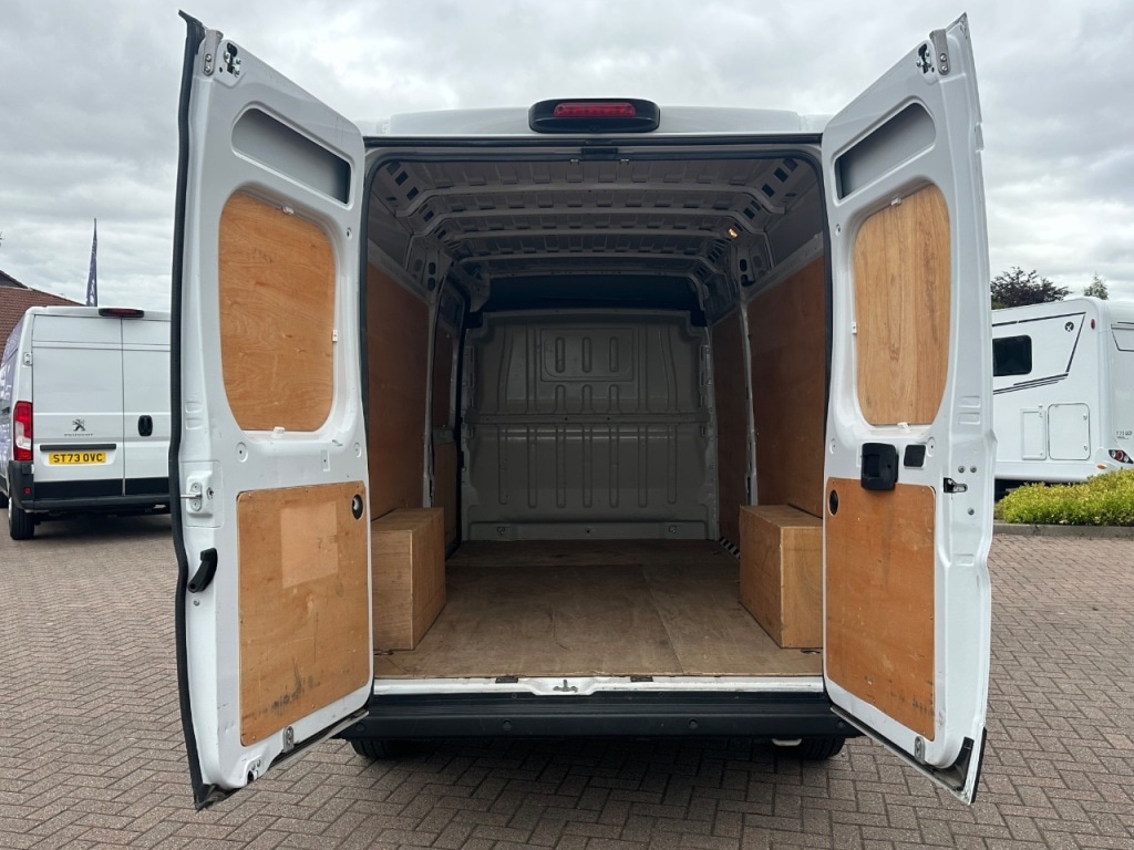 Used Peugeot Boxer 2023 for sale - 76836121: Photo 33