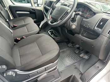 Used Peugeot Boxer 2023 for sale - 76836121: Photo