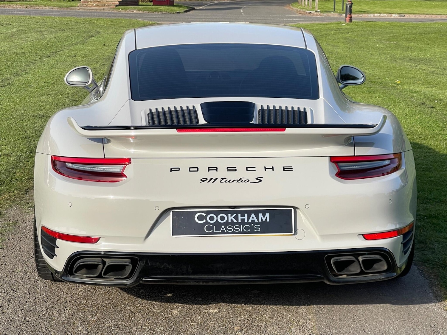 Used Porsche 911 2018 for sale - 78184369: Photo 18