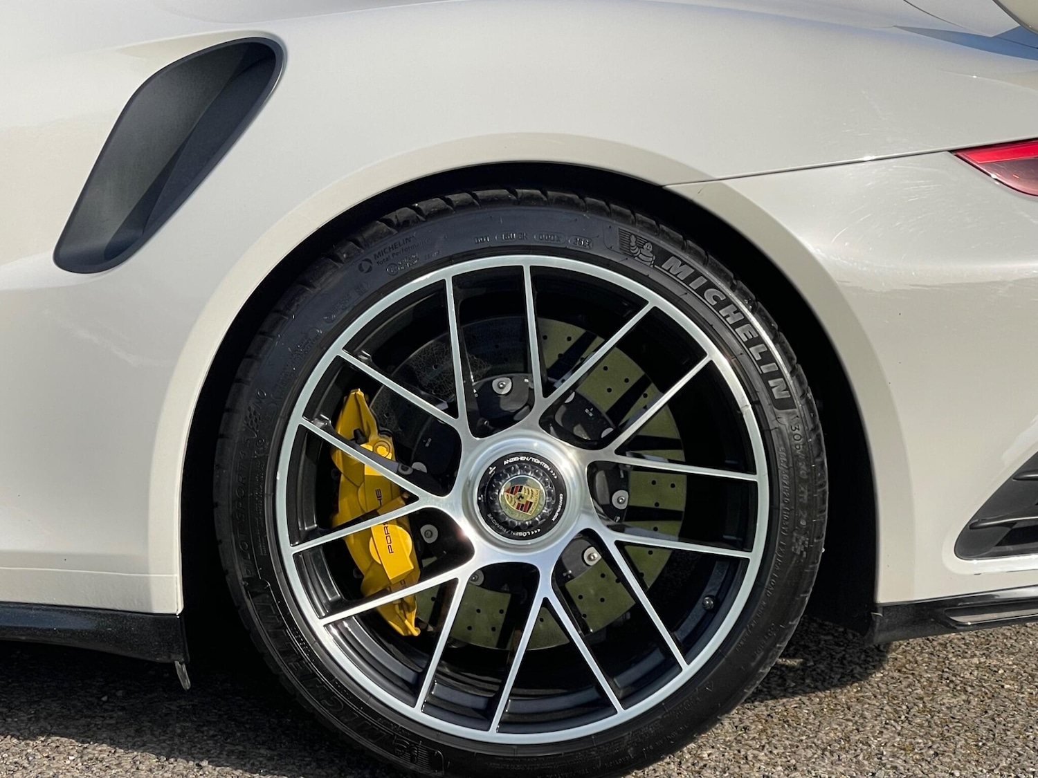 Used Porsche 911 2018 for sale - 78184369: Photo 48