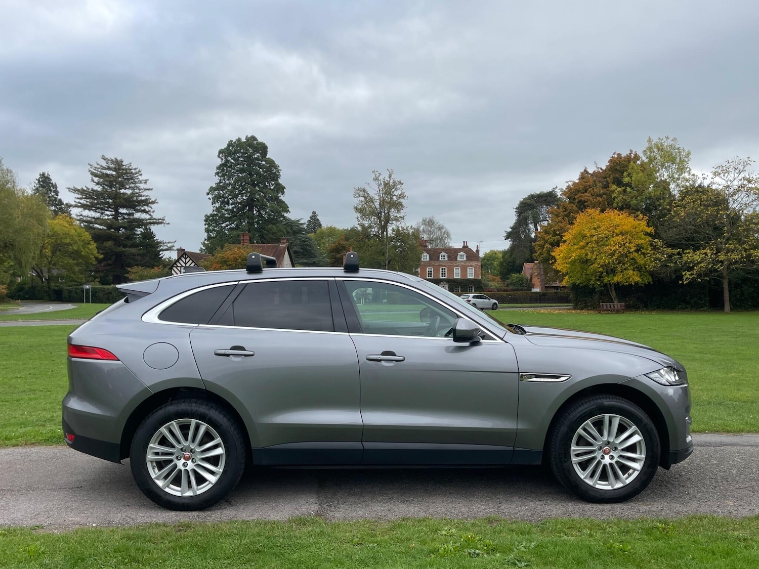 Used Jaguar F-Pace 2019 for sale - 76579736: Photo 19