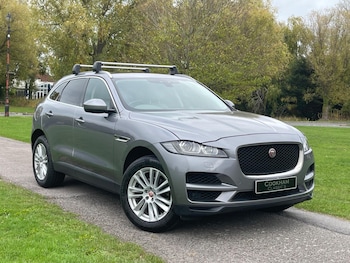 Used Jaguar F-Pace 2019 for sale - 76579736: Photo