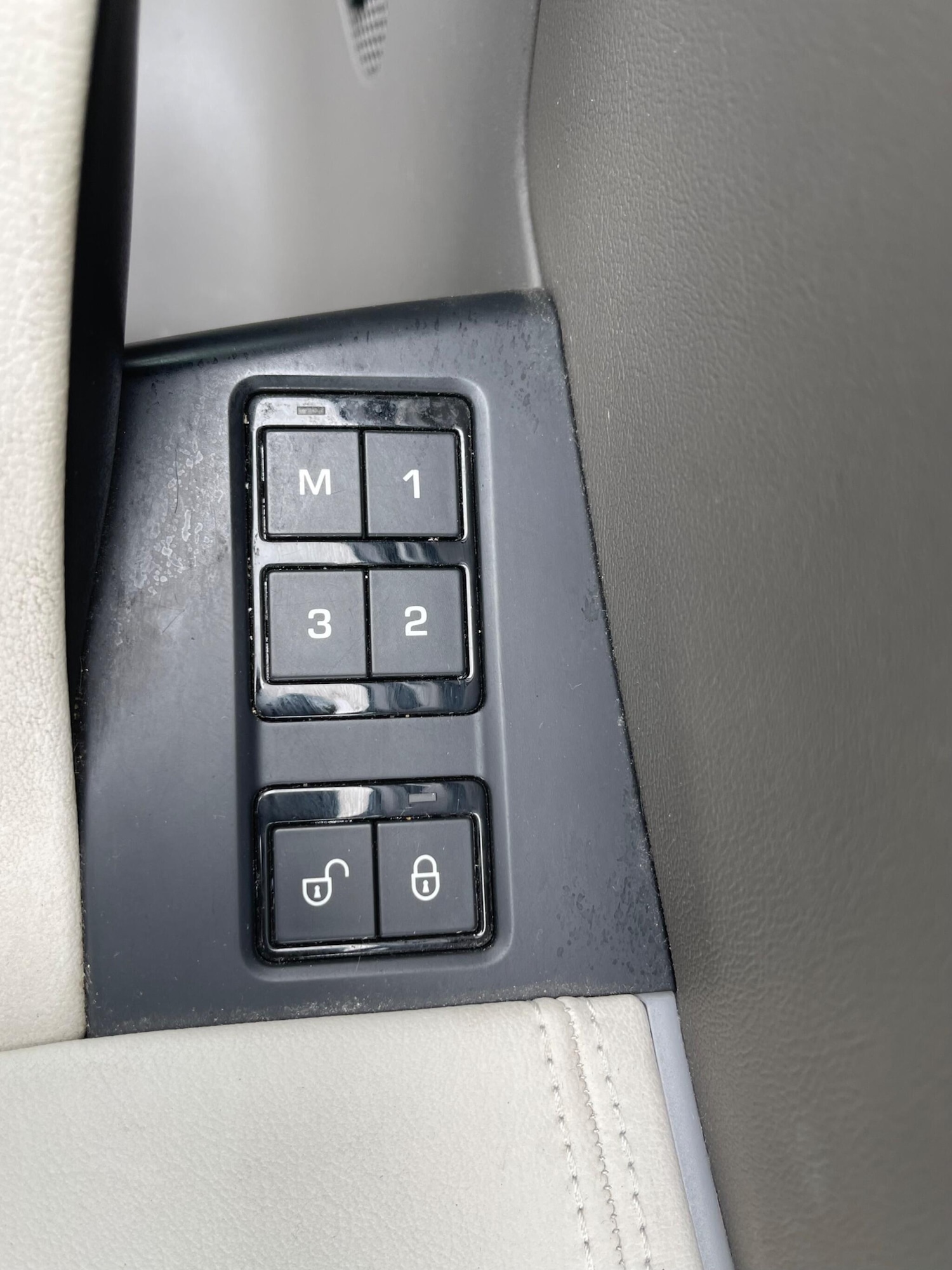 Used Jaguar F-Pace 2019 for sale - 76579736: Photo 35