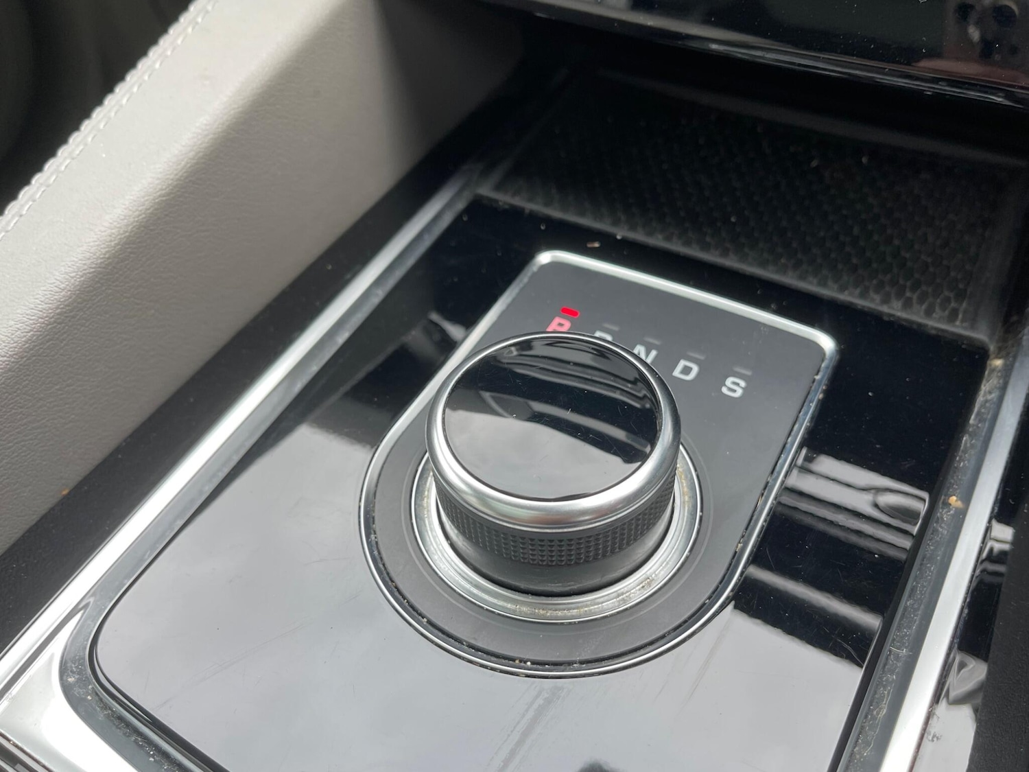 Used Jaguar F-Pace 2019 for sale - 76579736: Photo 37