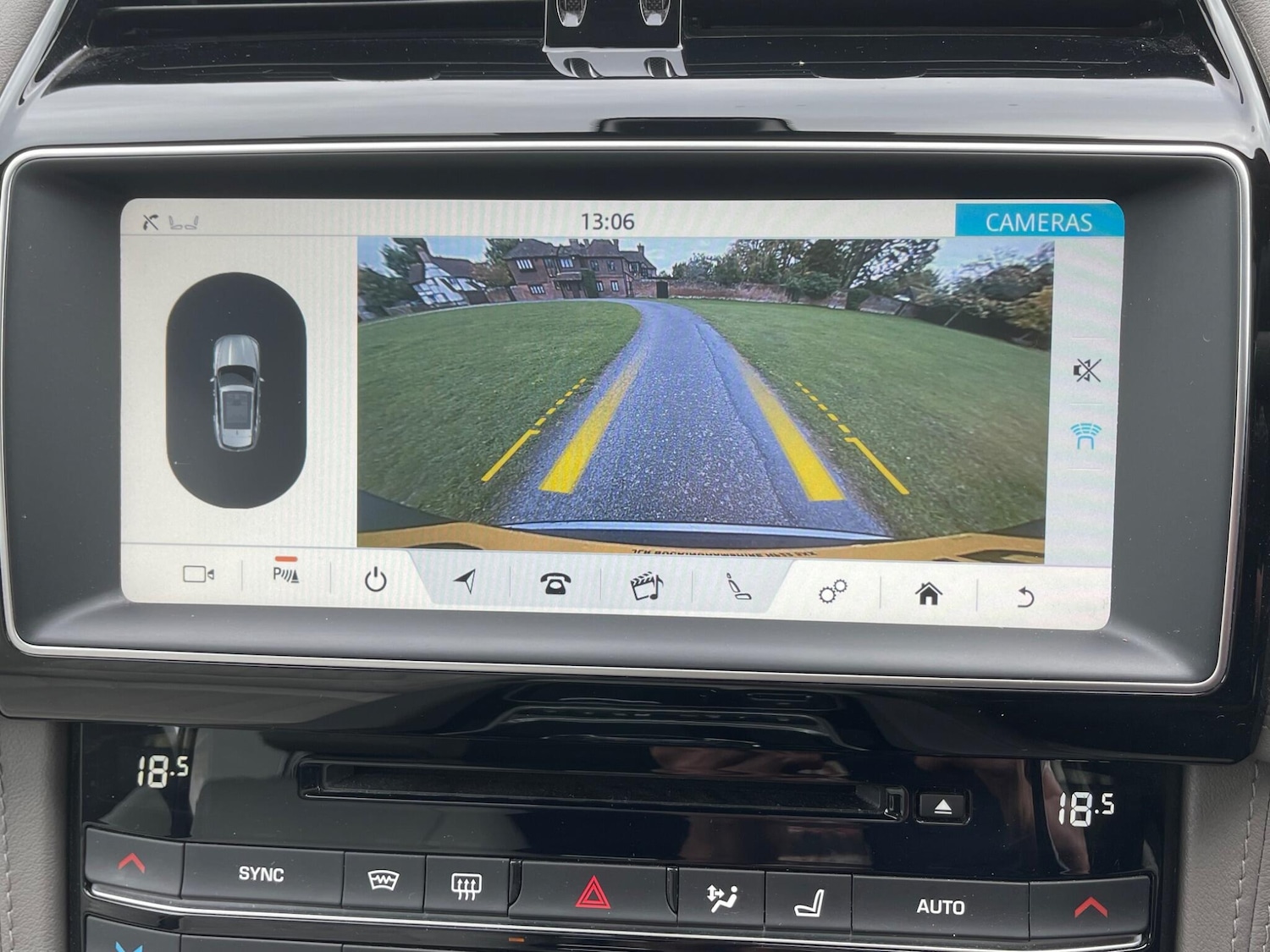 Used Jaguar F-Pace 2019 for sale - 76579736: Photo 49