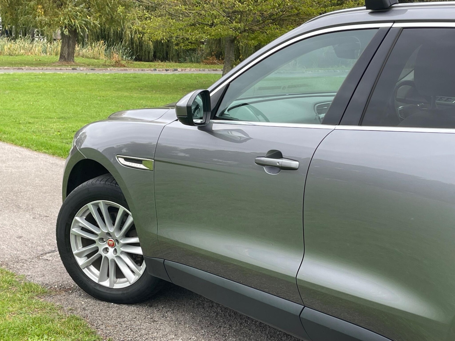 Used Jaguar F-Pace 2019 for sale - 76579736: Photo 52