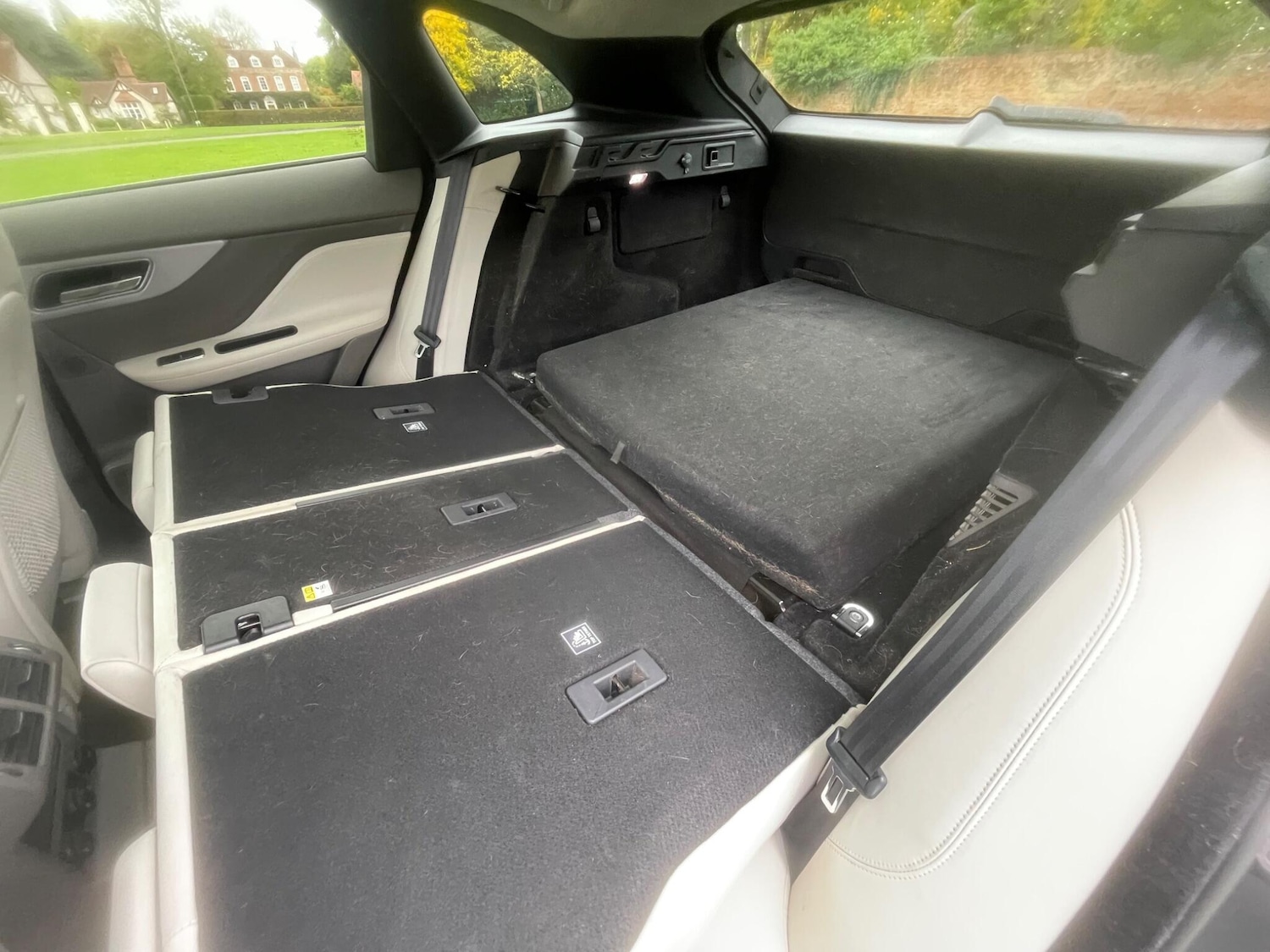 Used Jaguar F-Pace 2019 for sale - 76579736: Photo 56